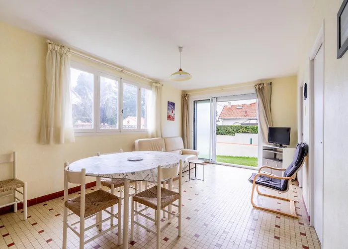 43 - Bercement Par Les Vagues * Pornic